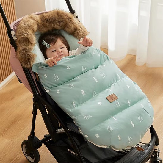 Chanceliere poussette bebe installé 